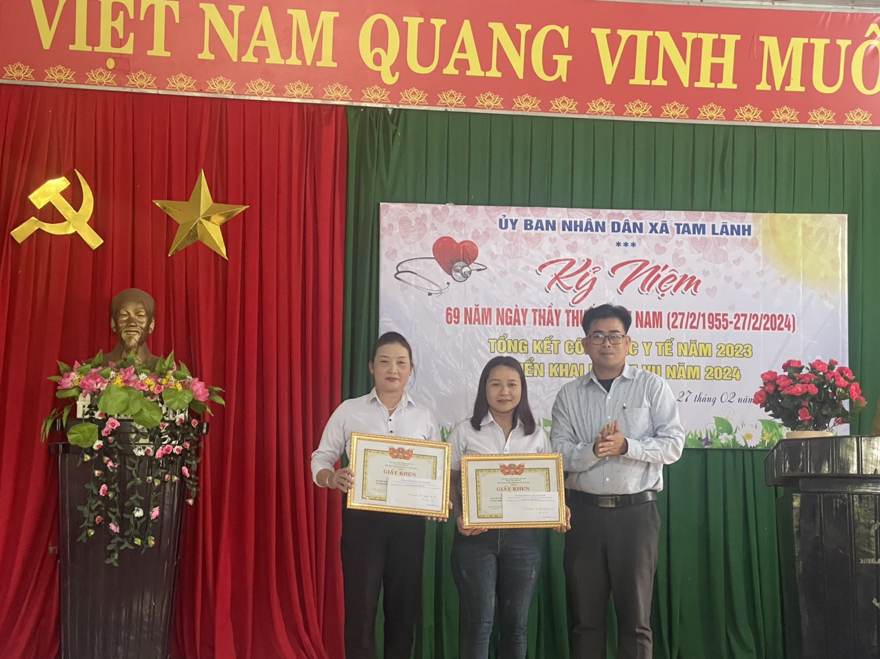 ảnh gặp mặt ngày thầy thuốc  27 7